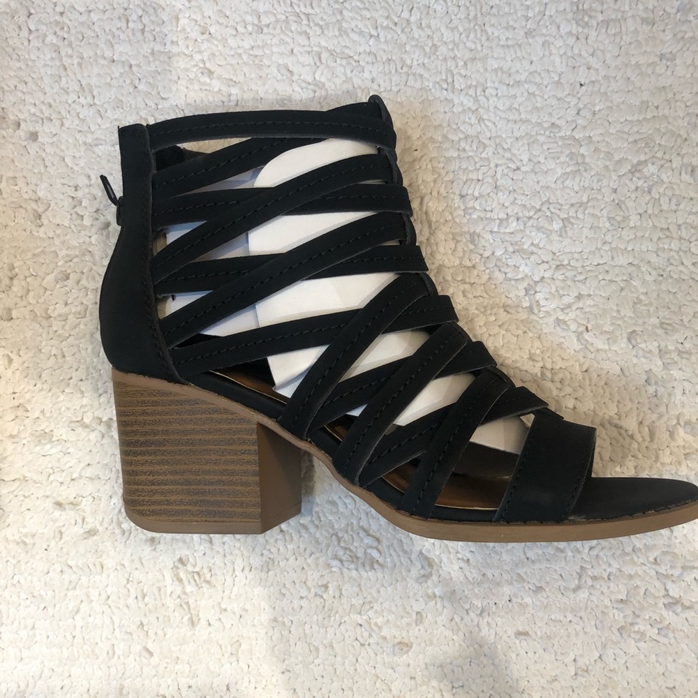 Black Strappy Sandals with Block Heel